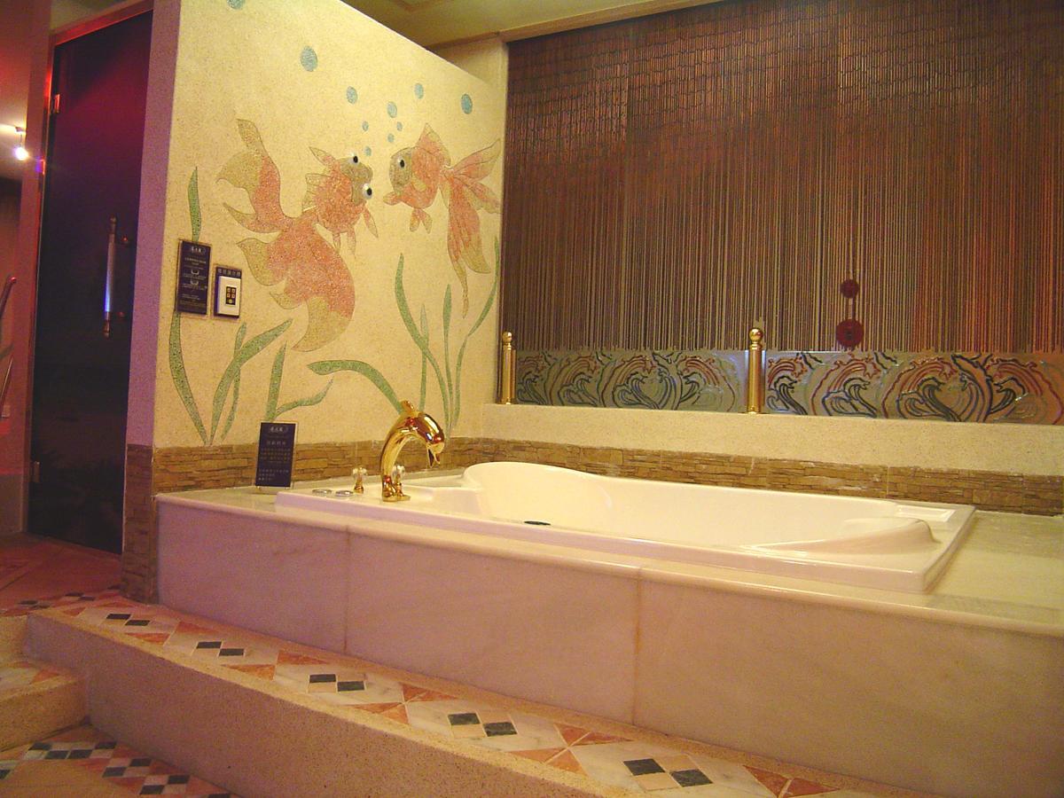 Daniel Spa Motel Pingzhen Eksteriør billede
