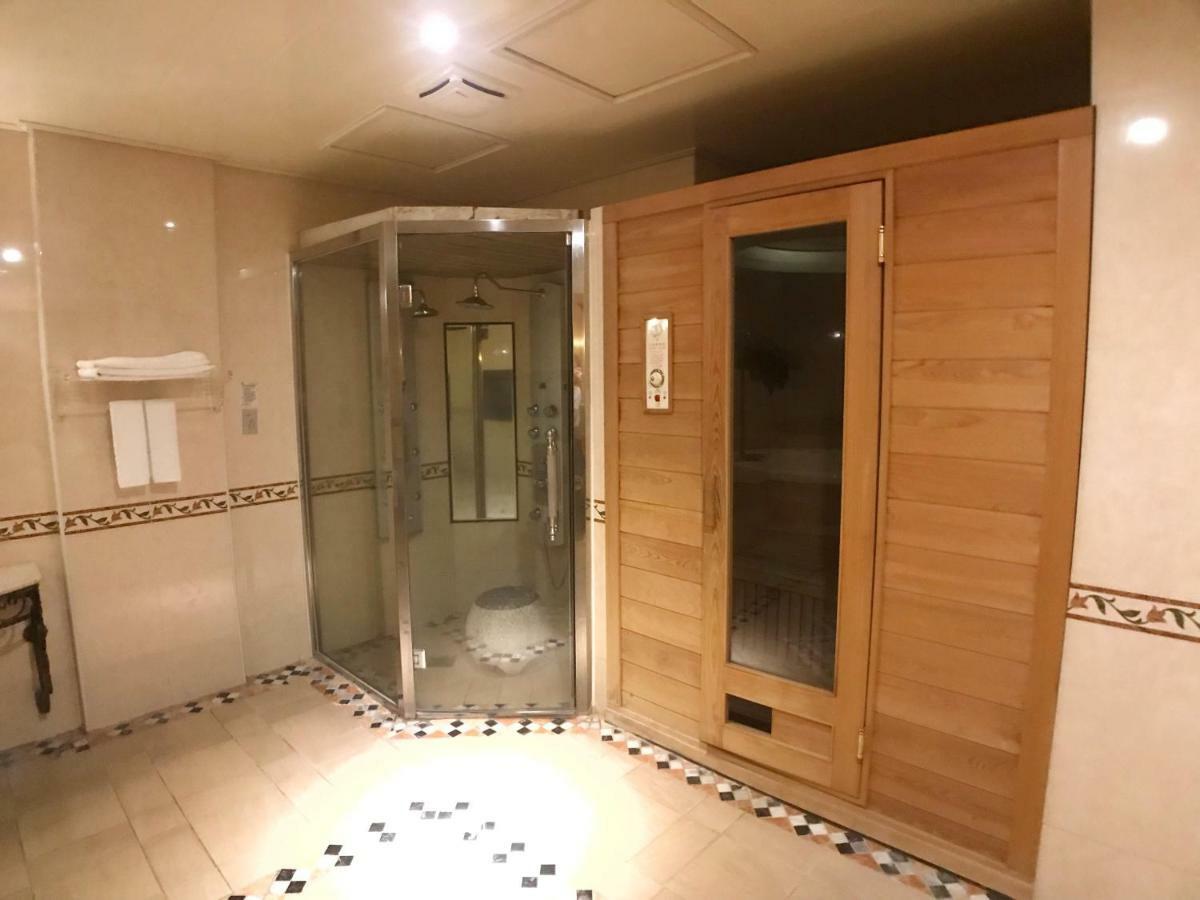 Daniel Spa Motel Pingzhen Eksteriør billede